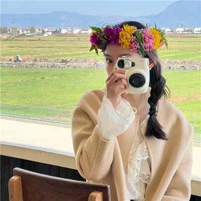 草裙春色